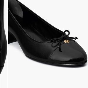 Tory Burch Cap Toe Pump Perfect Black size 7.5